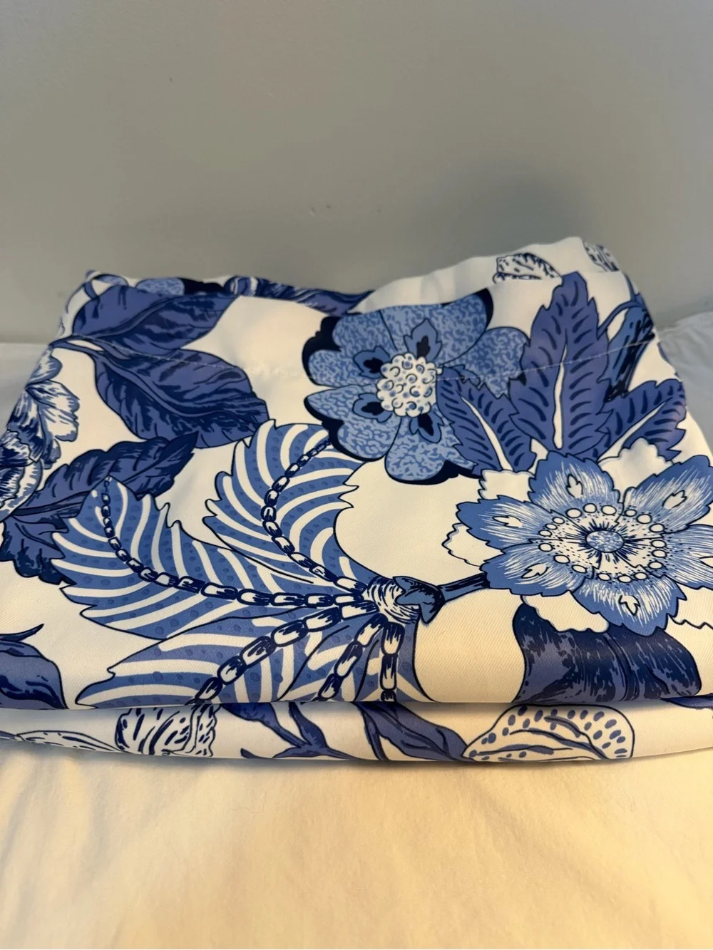 Half Moon elegant blue